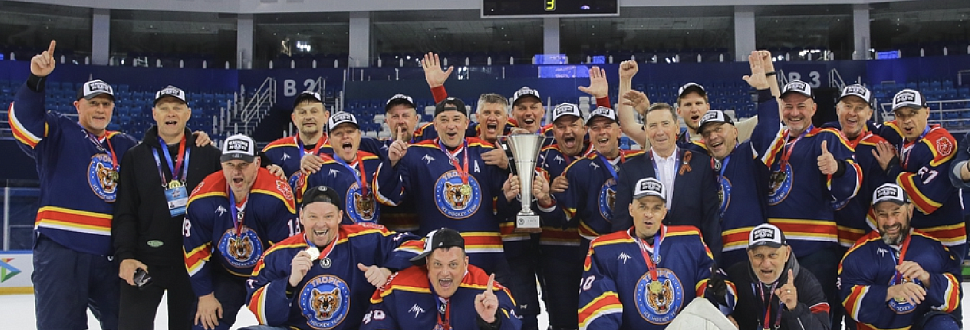 ХК "Тропик" - обладатель Малого кубка дивизиона "Любитель 50+" на Всероссийском фестивале Ночной хоккейной лиги