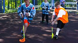 Турнир по флорболу среди детских дворовых хоккейных команд в Туле
