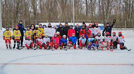 Мастер-класс для дворовых хоккеистов от тренеров "Академии Михайлова"