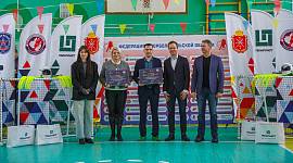 Две школы Тулы получили новое флорбольное оборудование