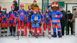 В Новомосковске подвели итоги Кубка главы администрации среди дворовых хоккейных команд